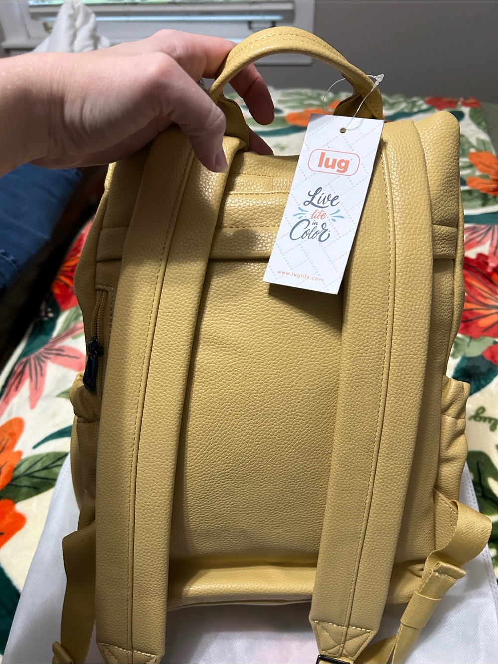Lug Hatchback VL Buttercup Quilted Vegan Leather Women's Backpack NWT - Picture 3 of 4